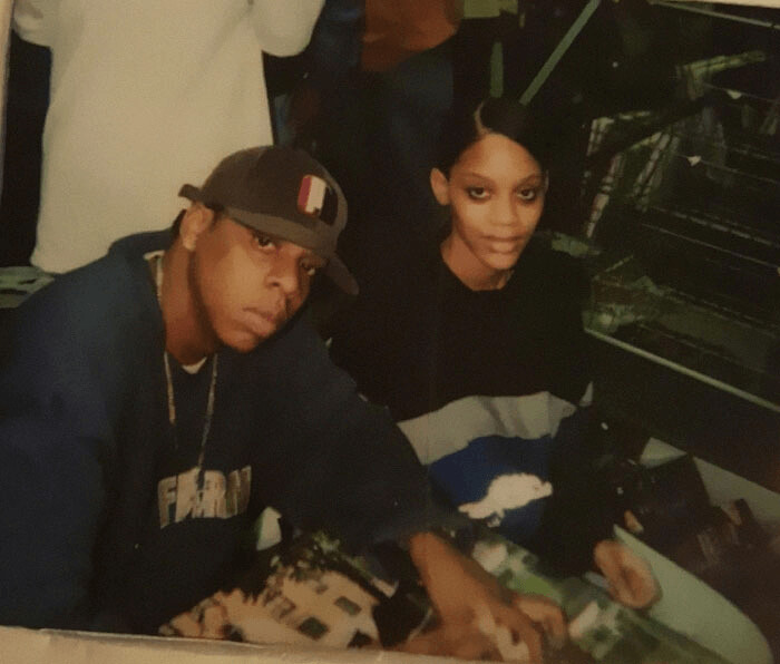 tmp0tg58gkg Famous Relationships of Regular People Before Stardom