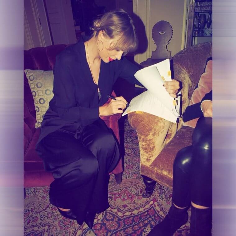 tmpa7aha0go Discover Hidden Stories About Taylor Swift