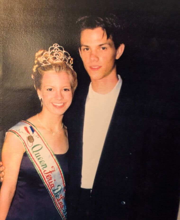 tmpjhio3byh Famous Relationships of Regular People Before Stardom